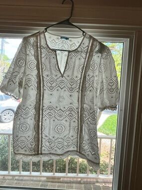 J. McLaughlin White Blouse Classic Top